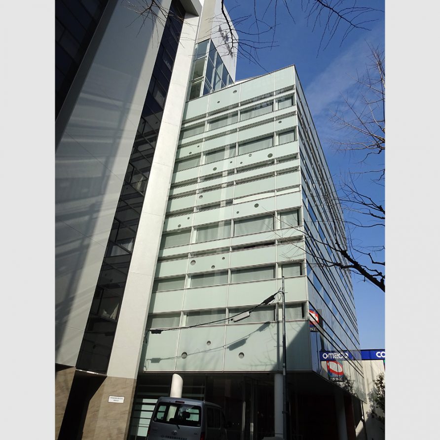 Rolex Nakatsu Building / Fumihiko Maki